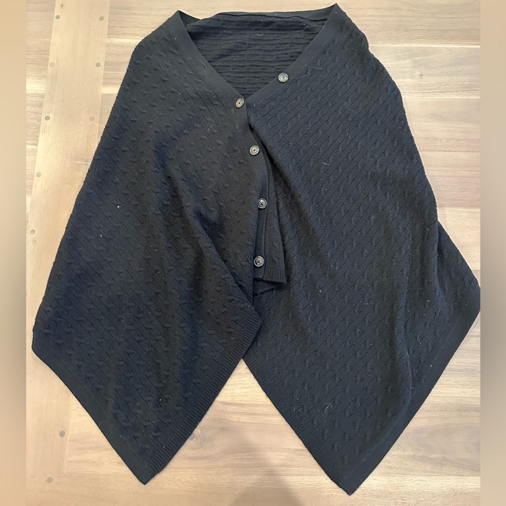 Black poncho one size